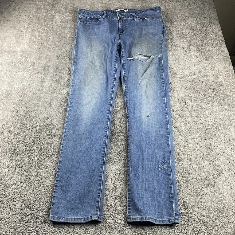 Levis 712 Slim Jeans Womens 32 Blue Medium Wash Mid Rise Distressed